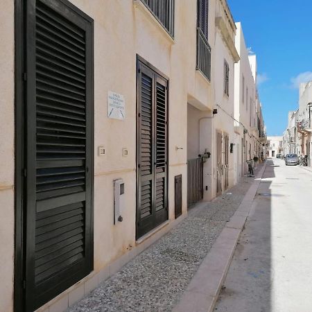 Apartamento Favignana In Centro Exterior foto