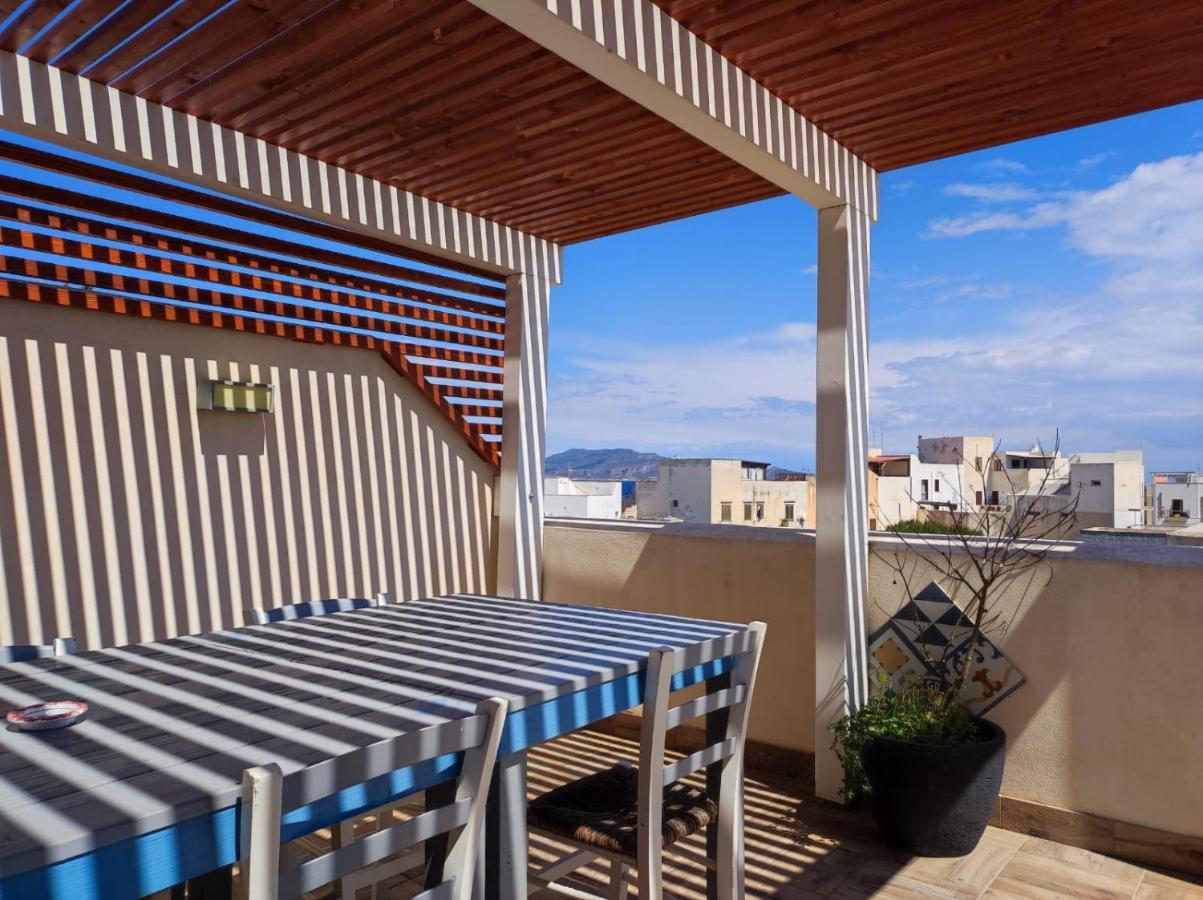 Apartamento Favignana In Centro Exterior foto